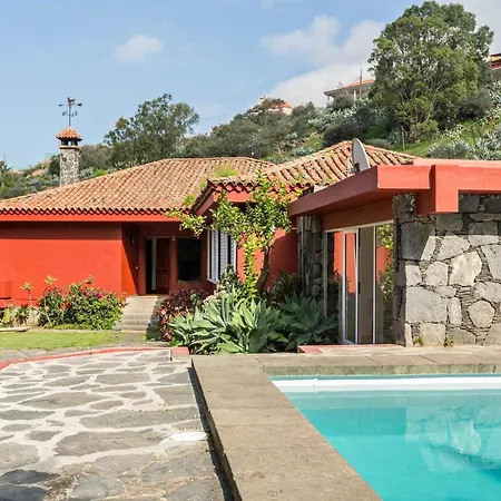 Вилла El Jardin De Santa Bigida